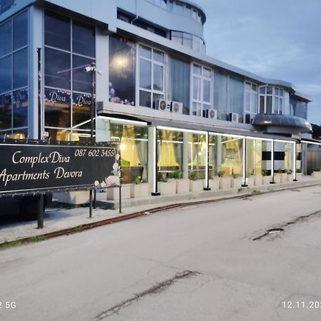 Apartments Devora 1 & Bar & Restaurant Varna ภายนอก รูปภาพ