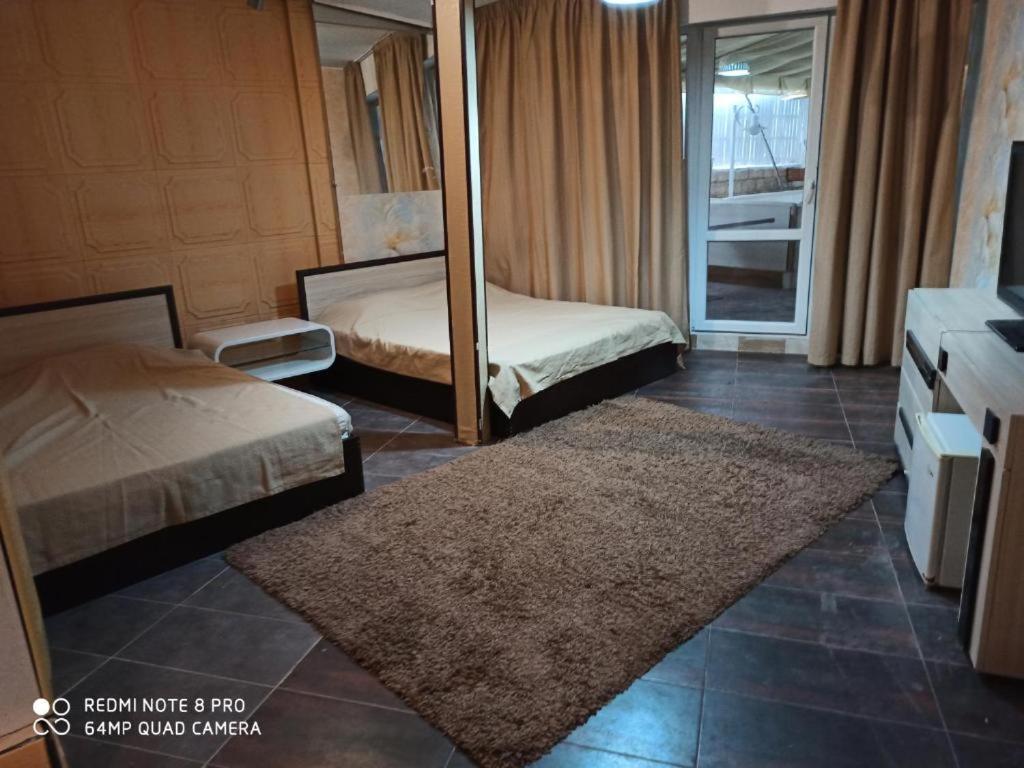 Apartments Devora 1 & Bar & Restaurant Varna ภายนอก รูปภาพ