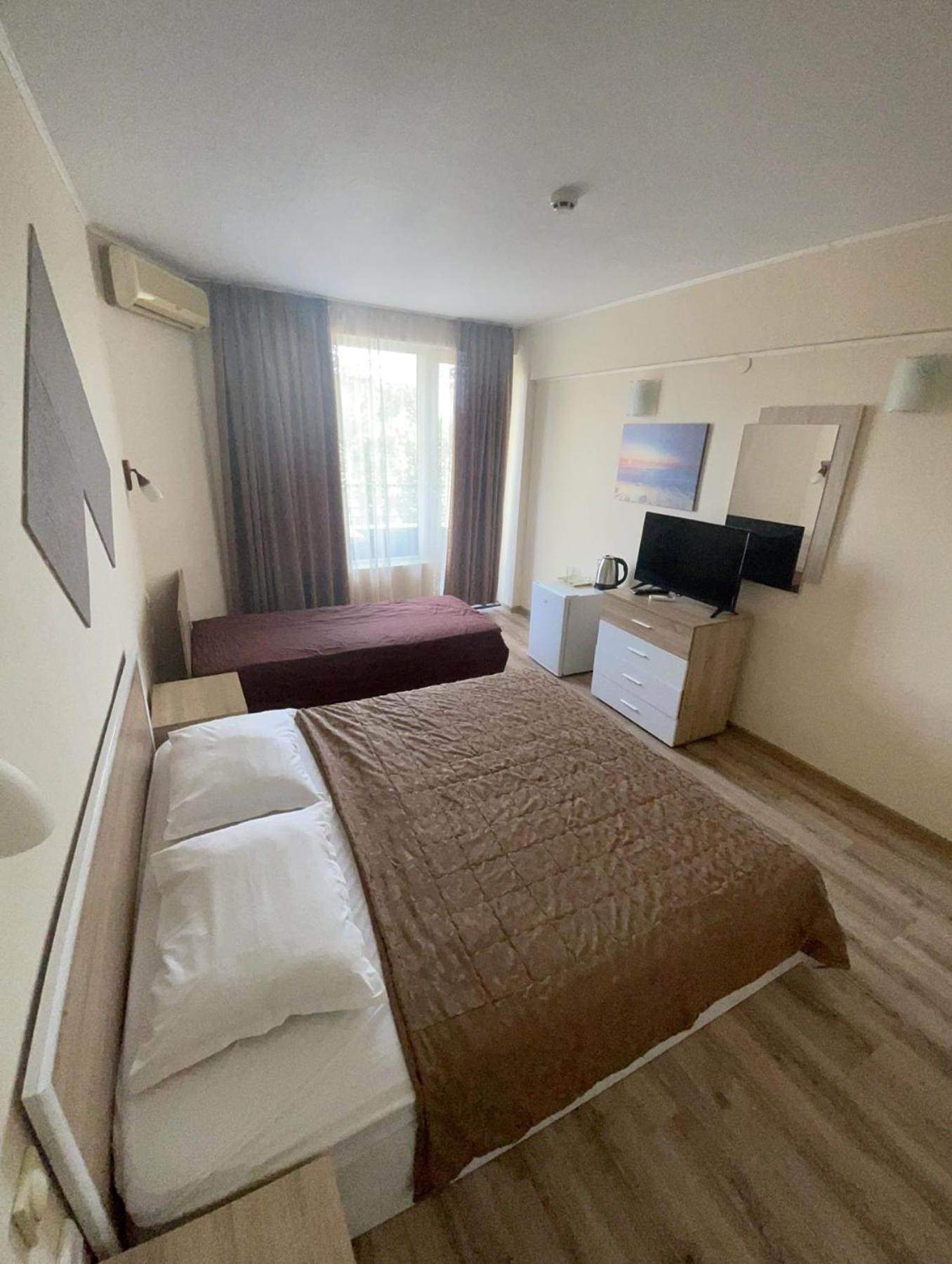 Apartments Devora 1 & Bar & Restaurant Varna ภายนอก รูปภาพ