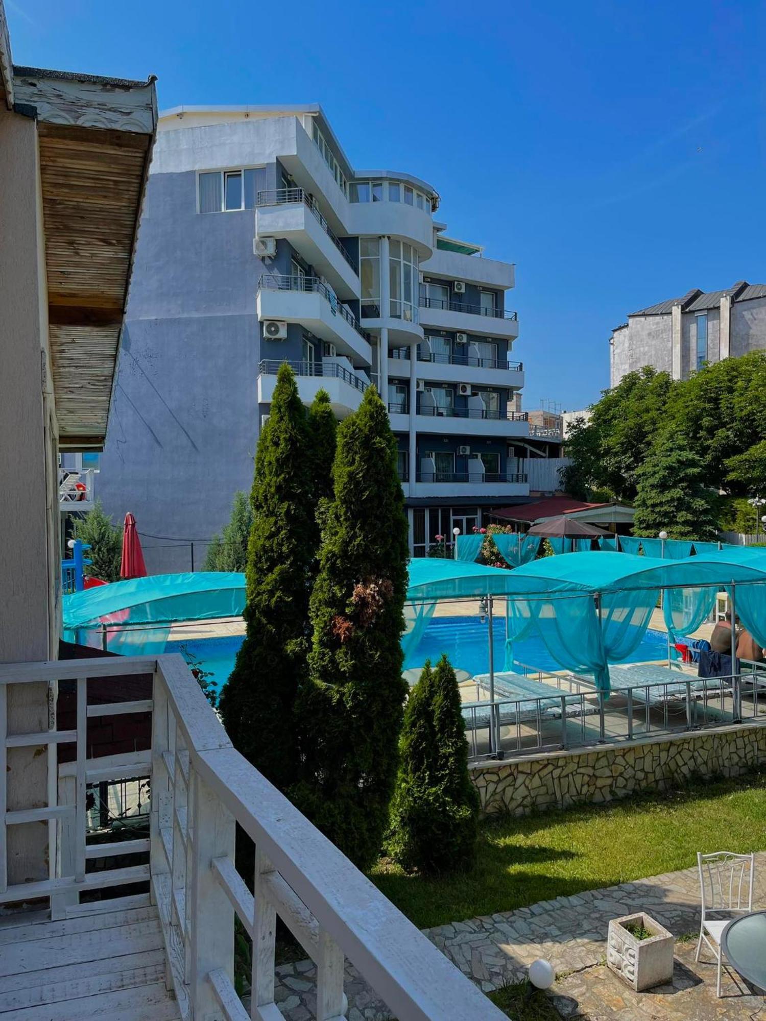 Apartments Devora 1 & Bar & Restaurant Varna ภายนอก รูปภาพ